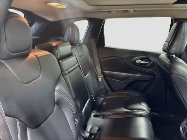 Used 2015 Jeep Cherokee Limited FWD image 21