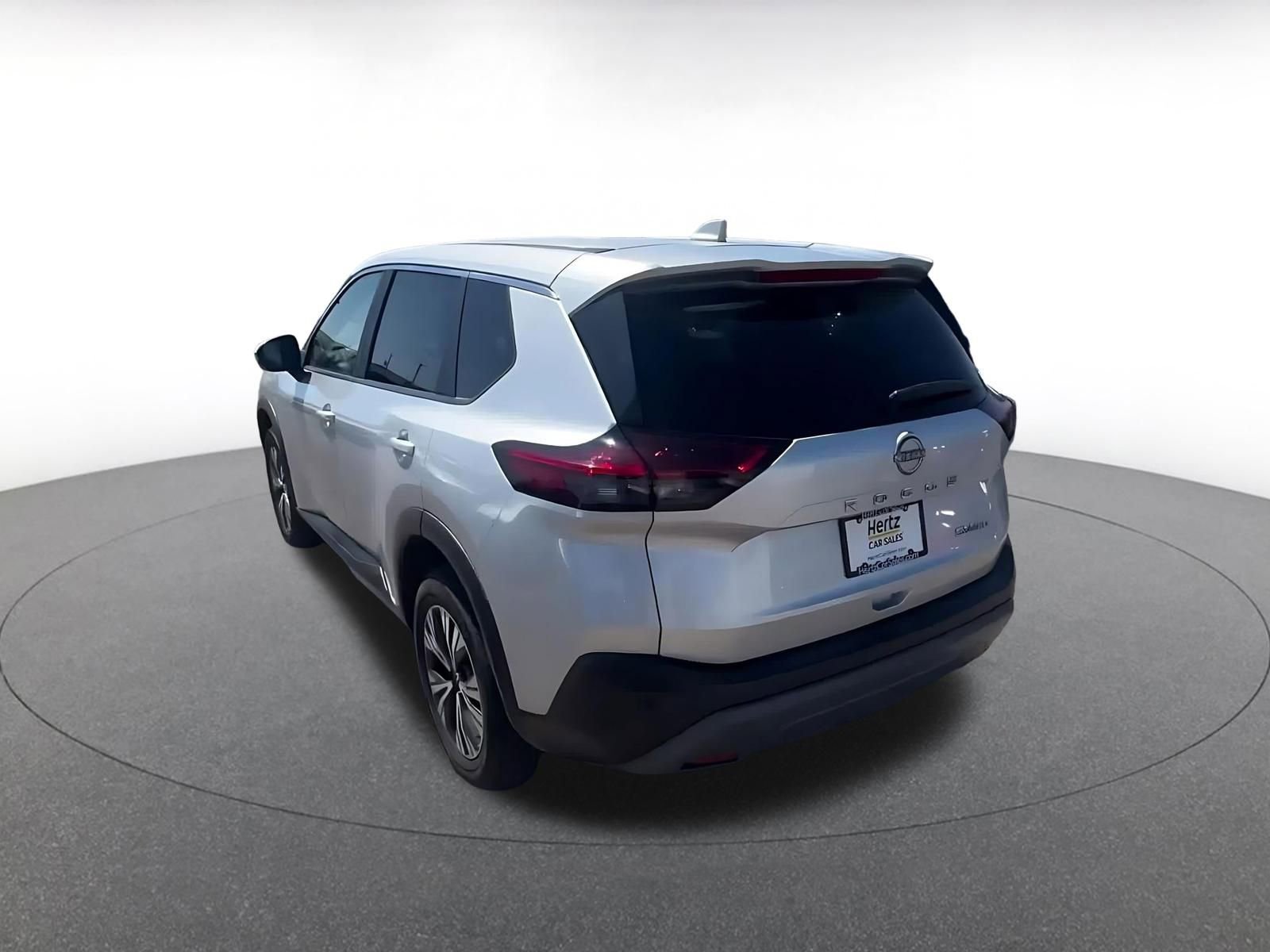 Used 2023 Nissan Rogue SV AWD/4WD image 11