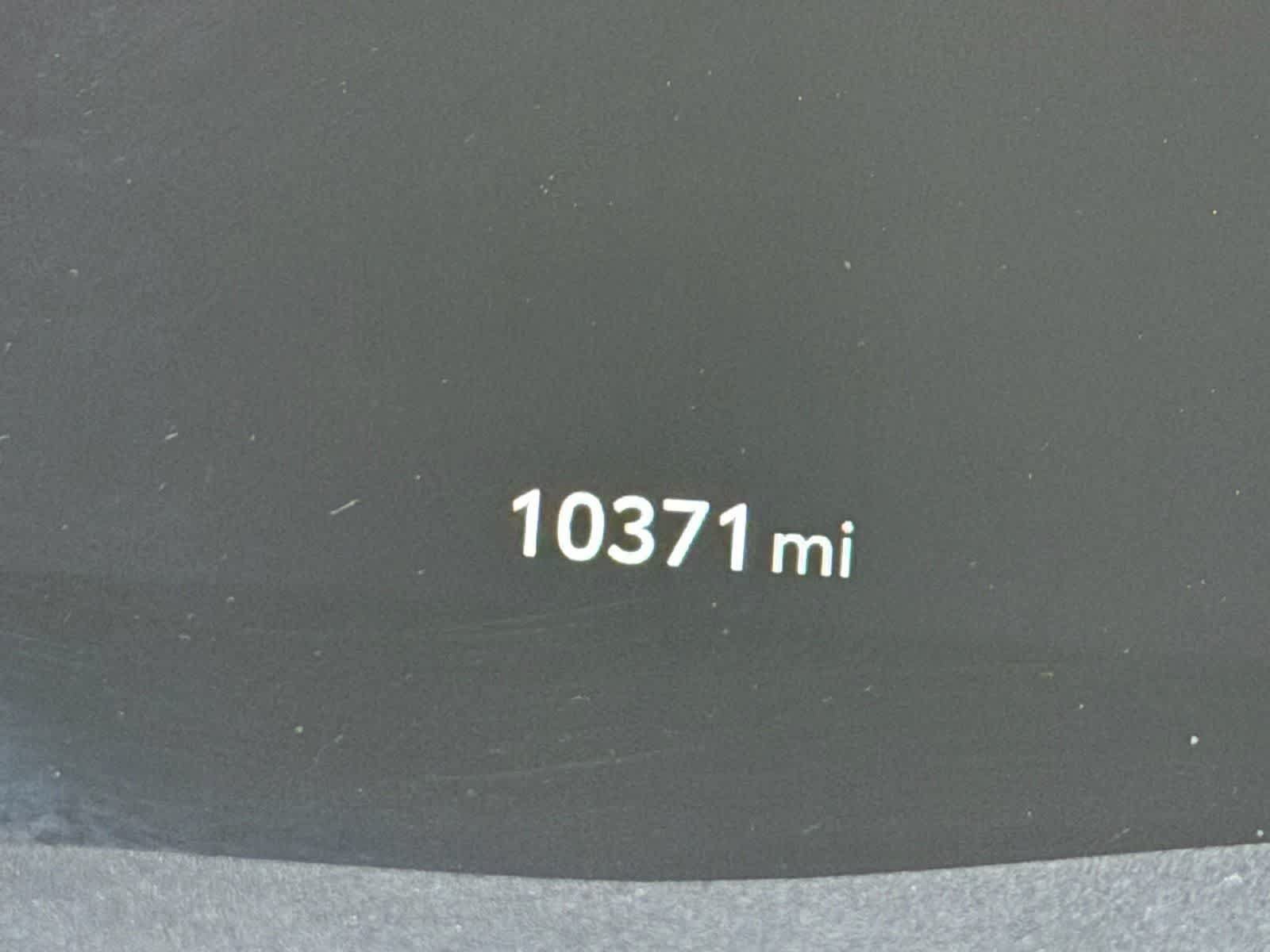 Used 2025 Toyota Camry XLE FWD image 6