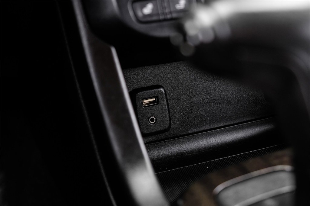 Used 2016 GMC Canyon SLT image 24