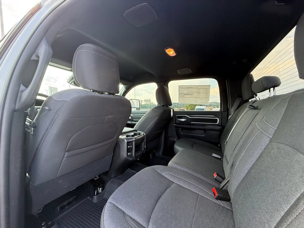 New 2026 RAM 2500 Big Horn AWD/4WD image 21