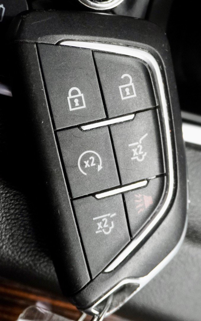 Used 2022 Cadillac Escalade ESV Premium Luxury AWD/4WD image 28
