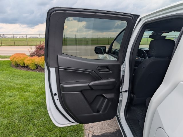 Used 2023 Chevrolet Colorado W/T RWD image 25