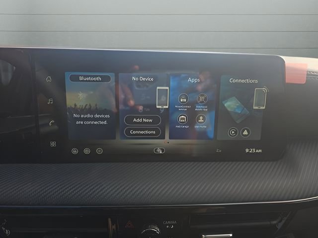 New 2026 Nissan Kicks SR FWD image 16