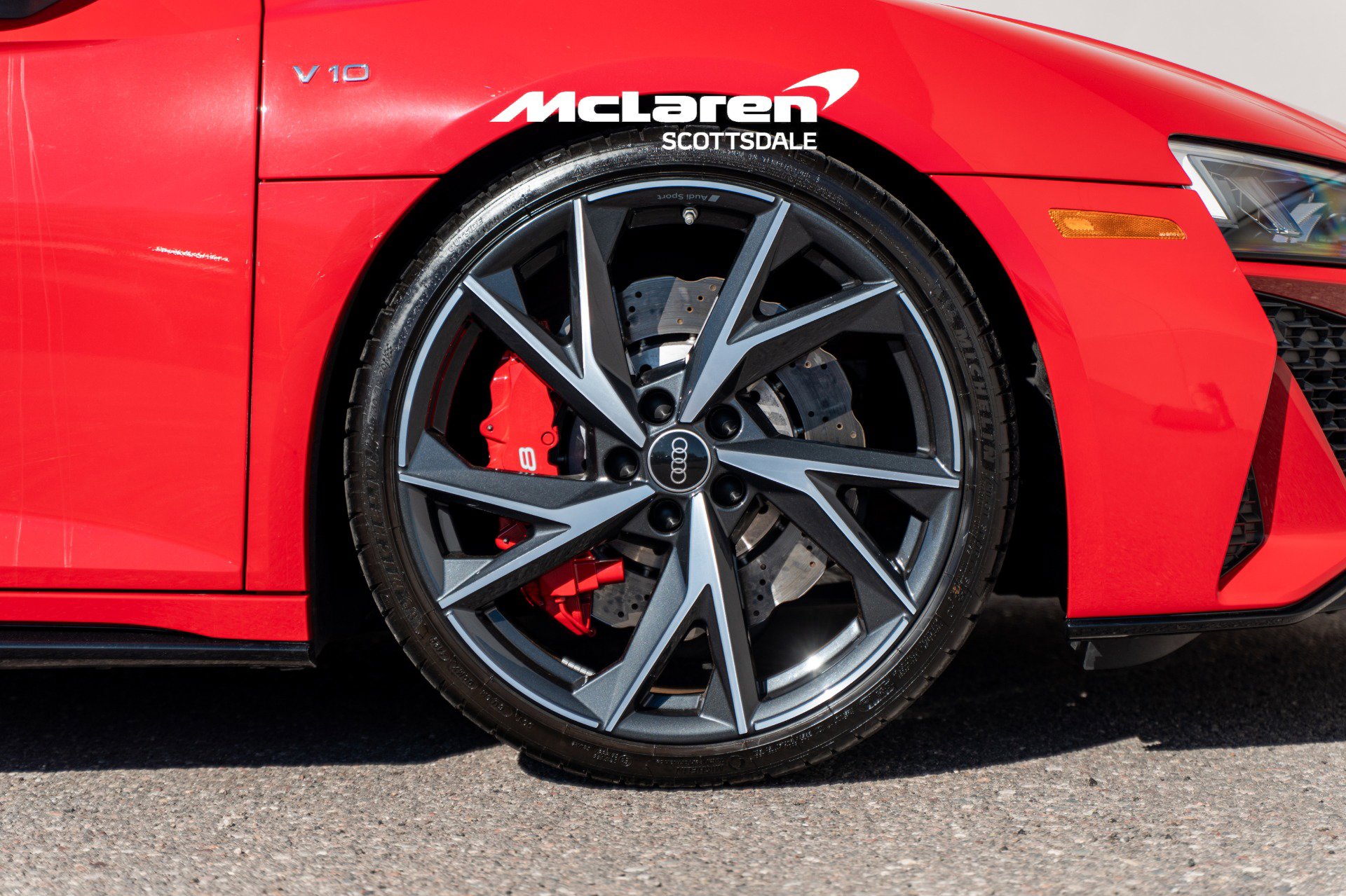 Used 2021 Audi R8 V10 w/ Premium Package image 25