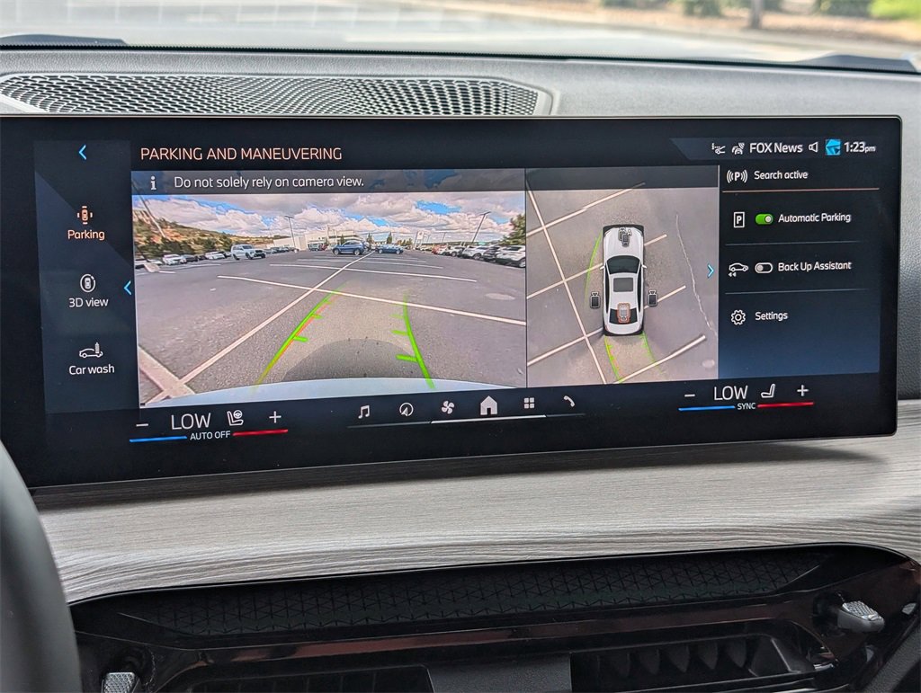 Used 2025 BMW 330i xDrive Sedan w/ Premium Package image 29