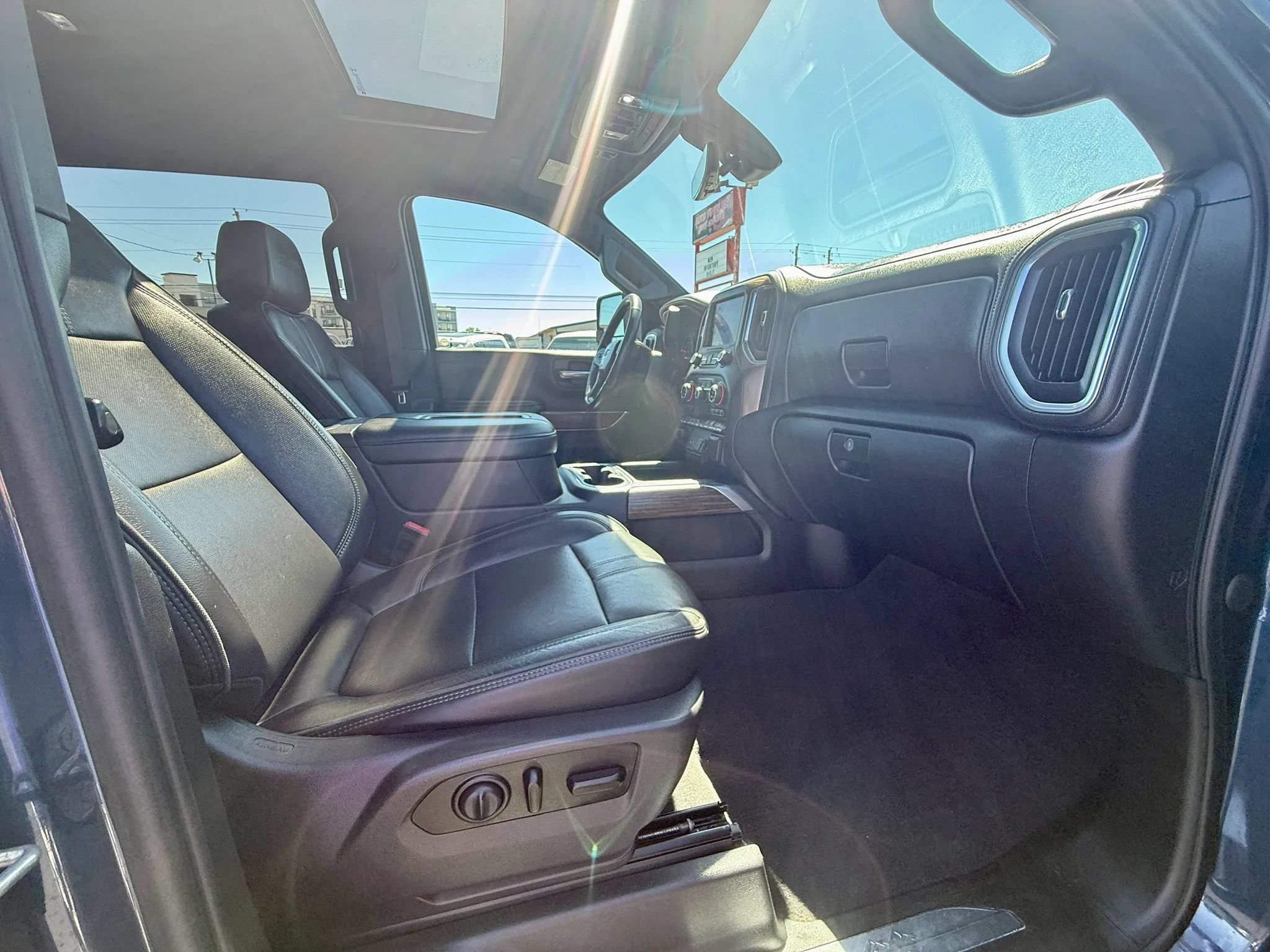 Used 2020 Chevrolet Silverado 3500 High Country AWD/4WD image 20