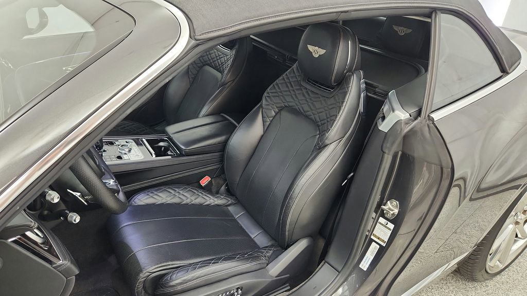 Used 2020 Bentley Continental GT image 22