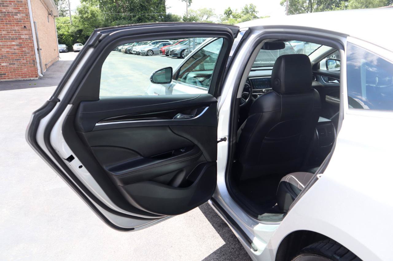 Used 2018 Buick LaCrosse Essence FWD image 15