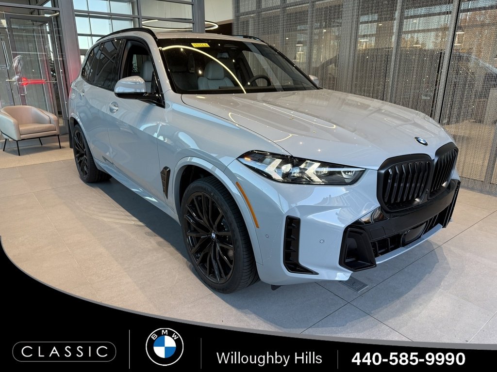 New 2026 BMW X5 xDrive40i w/ M Sport Package image 1