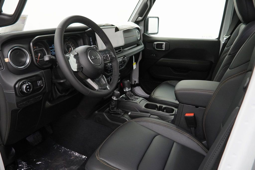 New 2026 Jeep Gladiator Sport image 16