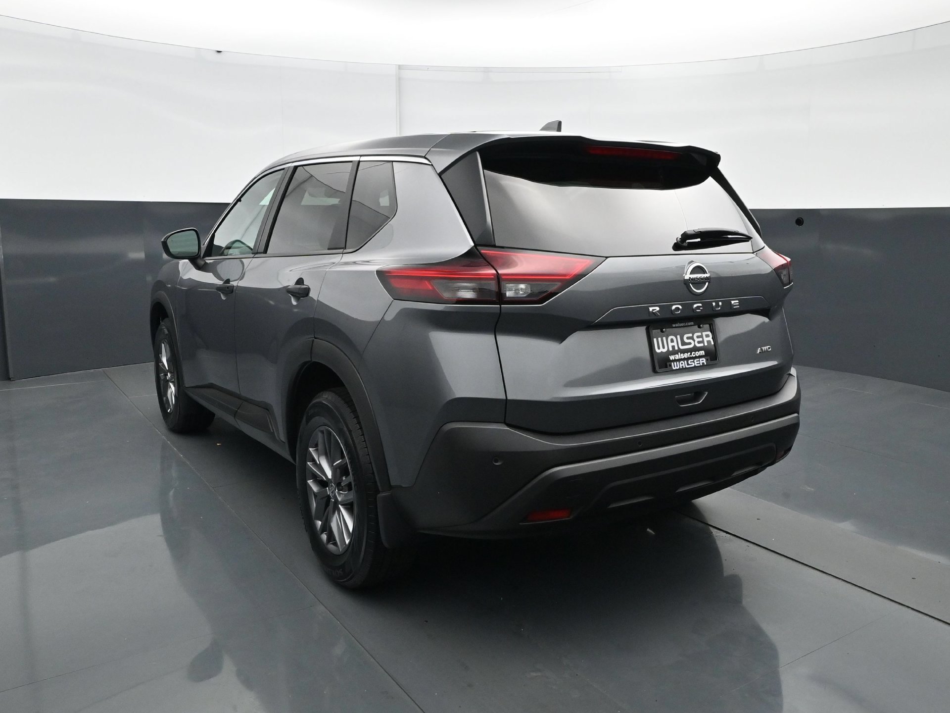 Used 2021 Nissan Rogue S AWD/4WD image 5