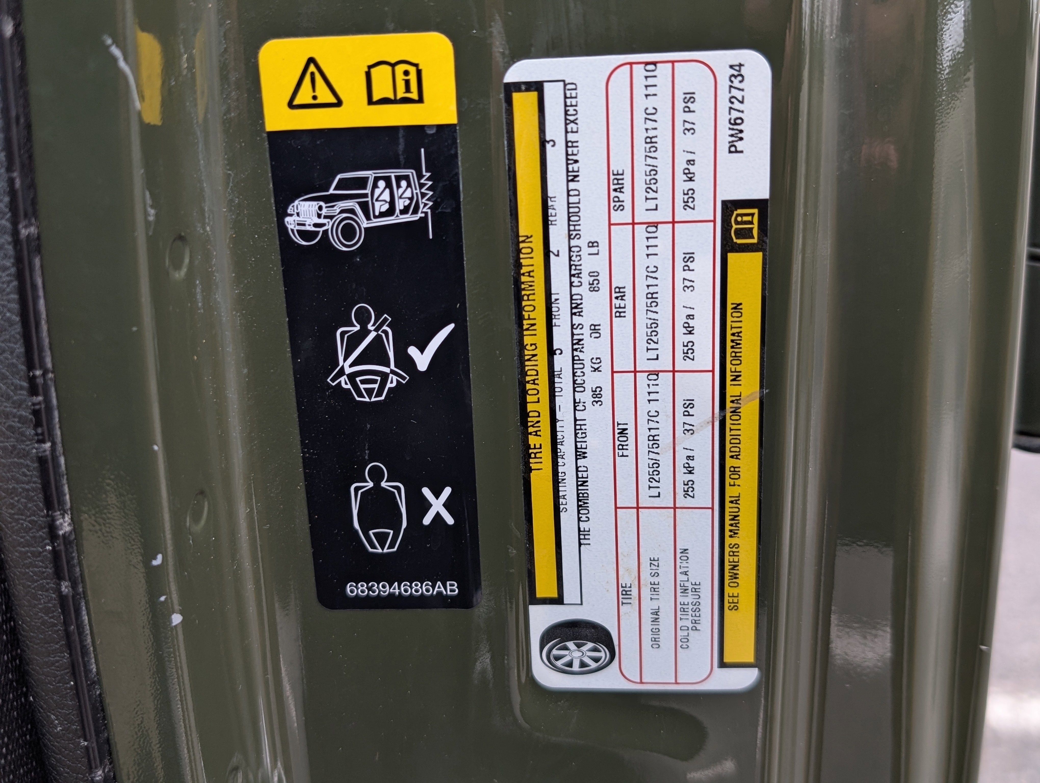 Used 2023 Jeep Wrangler Unlimited Sport image 34