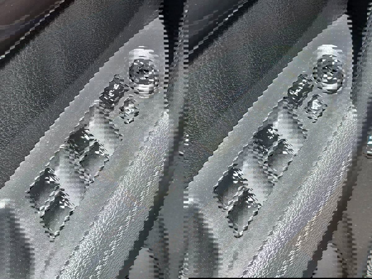 Used 2013 Kia Sorento LX w/ Third Row Pkg image 33