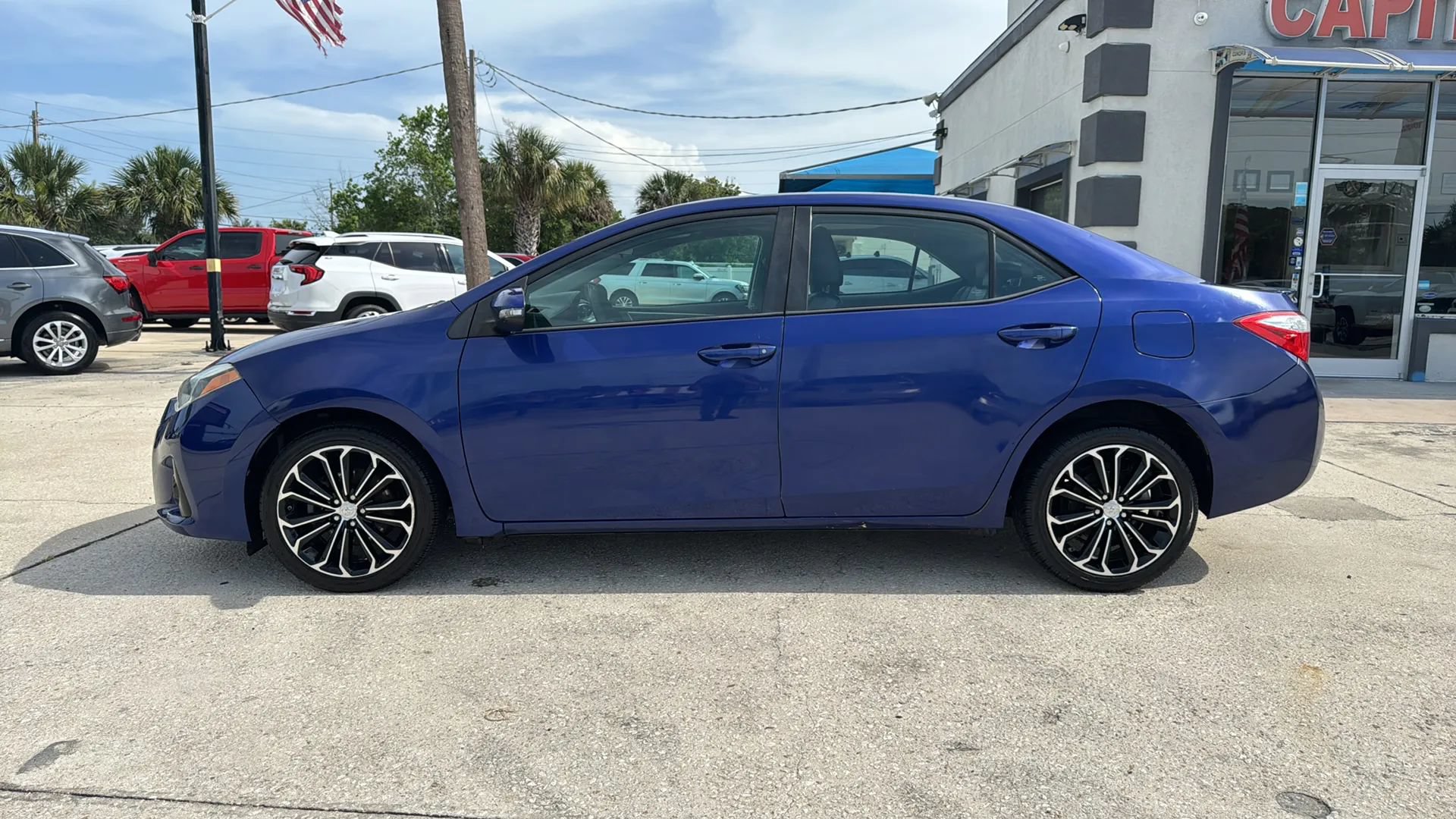 Used 2014 Toyota Corolla S FWD image 2