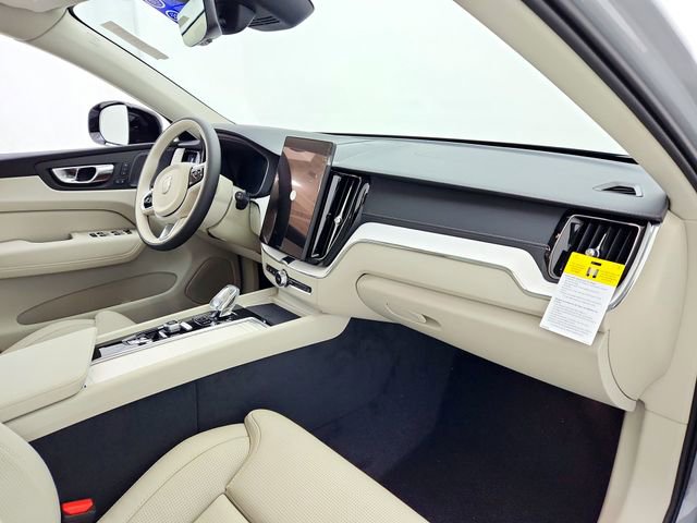 New 2026 Volvo XC60 B5 Ultra w/ Protection Package Premier image 17