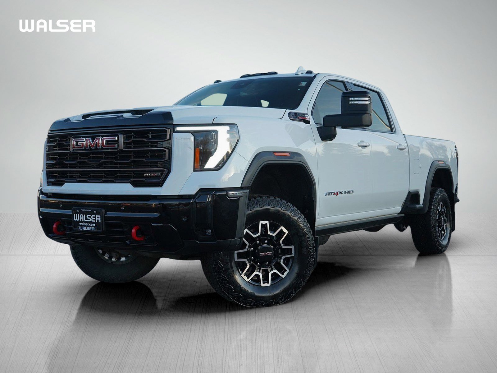 Used 2025 GMC Sierra 2500 AT4X image 1