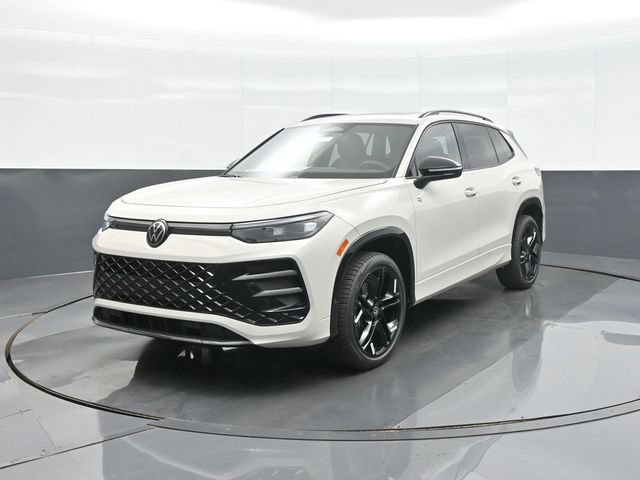 New 2026 Volkswagen Tiguan SE R-Line AWD/4WD image 3