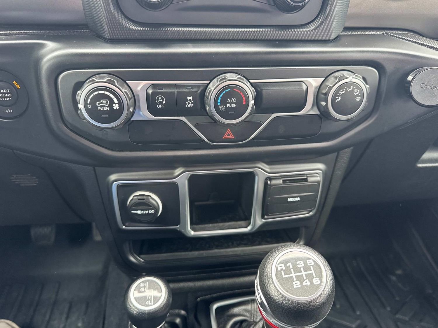 Used 2020 Jeep Wrangler Sport image 26