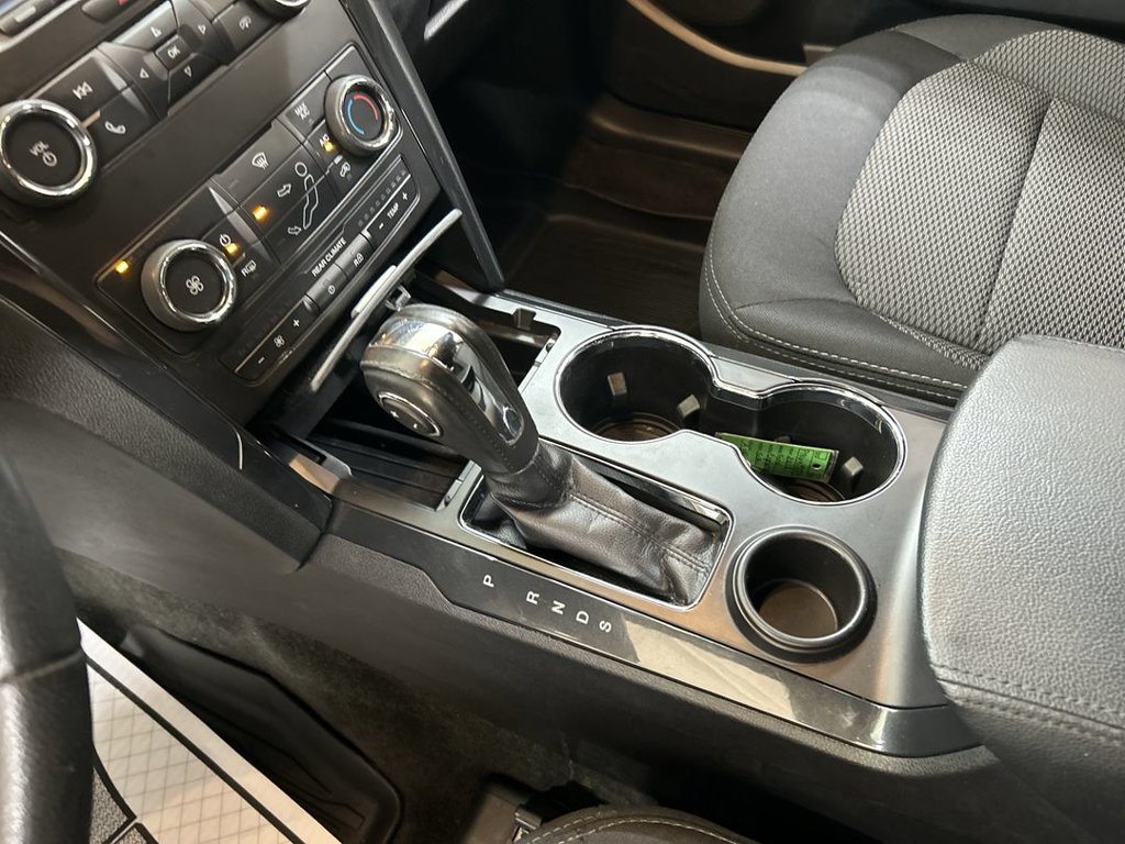 Used 2018 Ford Explorer XLT FWD image 17