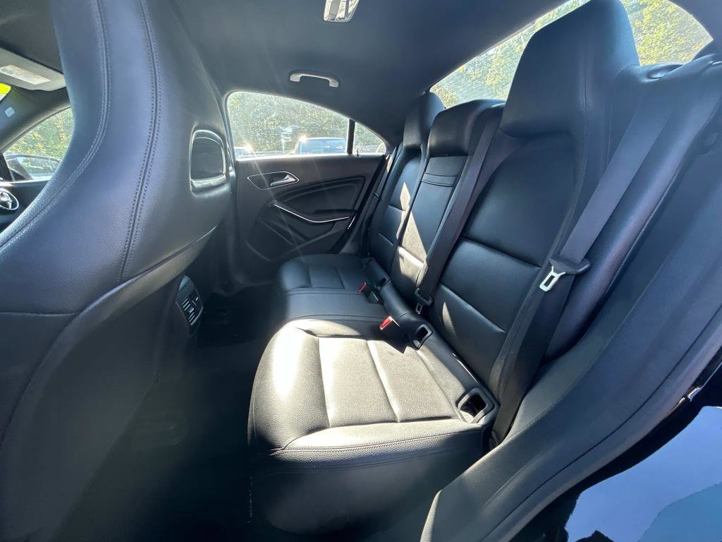 Used 2015 Mercedes-Benz CLA 250 4MATIC image 13