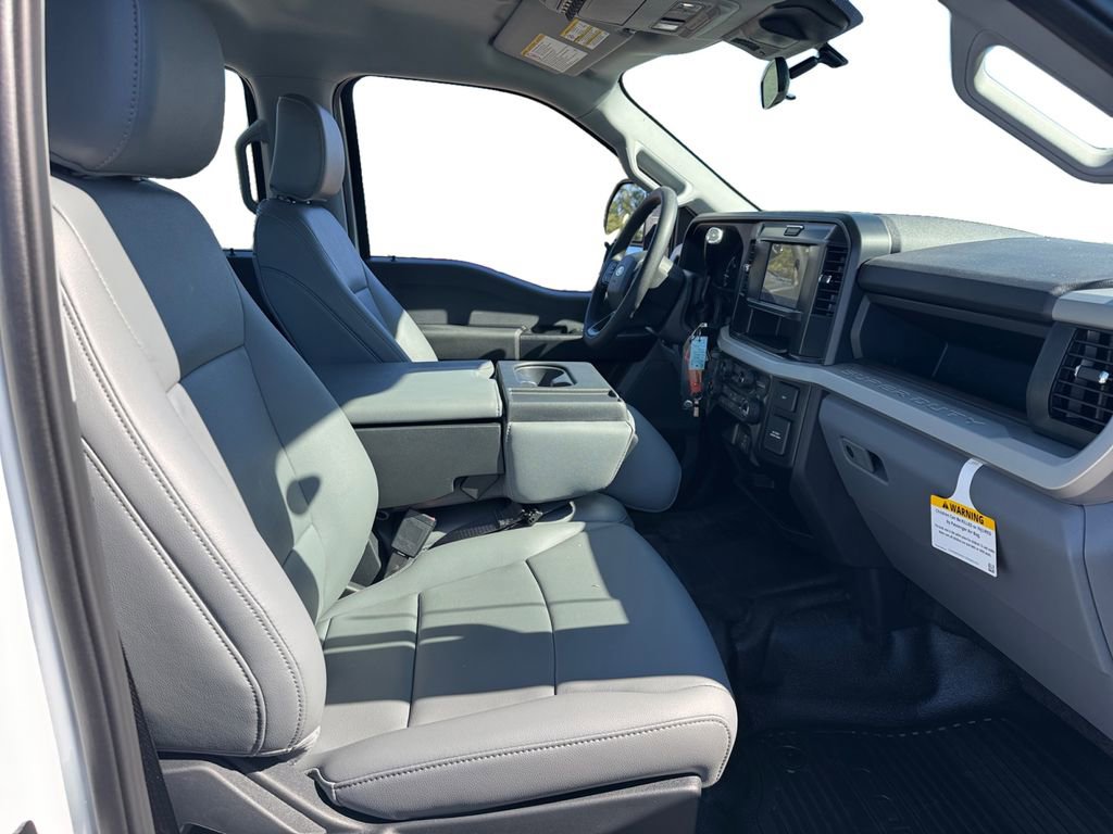 New 2025 Ford F450 XL image 18