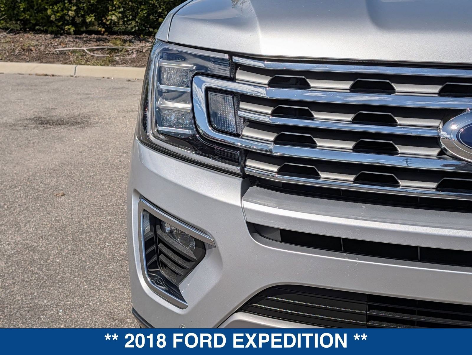 Used 2018 Ford Expedition Limited w/ Equipment Group 302A image 9
