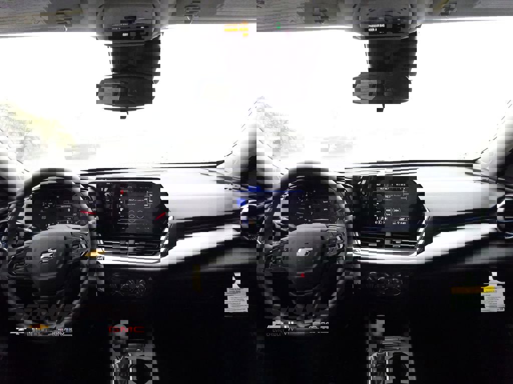 New 2026 Chevrolet Trax LS image 23