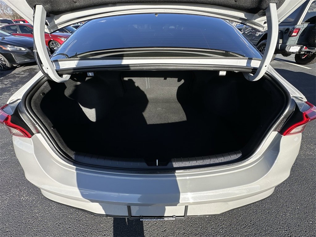 Used 2024 Kia K5 GT-Line w/ GT-Line Premium Package image 23