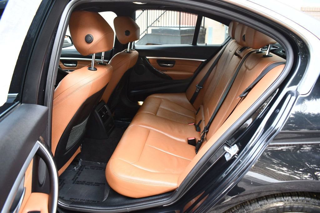 Used 2017 BMW 330i xDrive 330i xDrive image 30