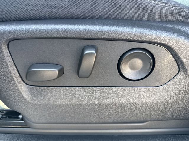 New 2026 GMC Sierra 1500 Elevation image 12