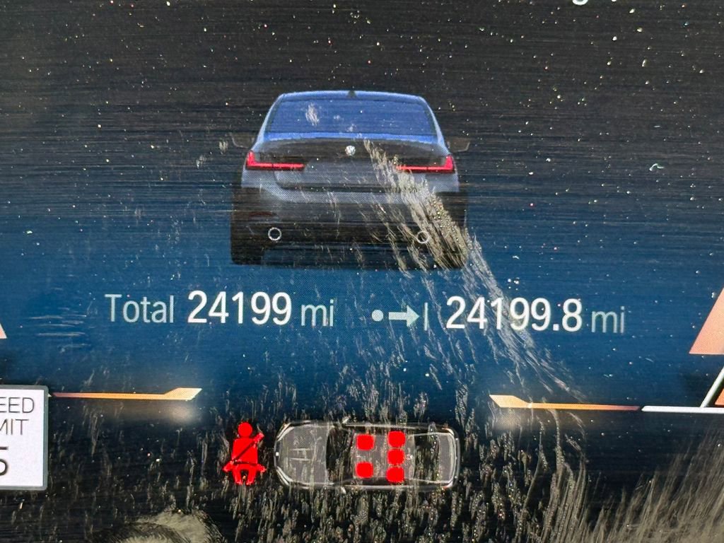 Used 2024 BMW 330i Sedan image 29