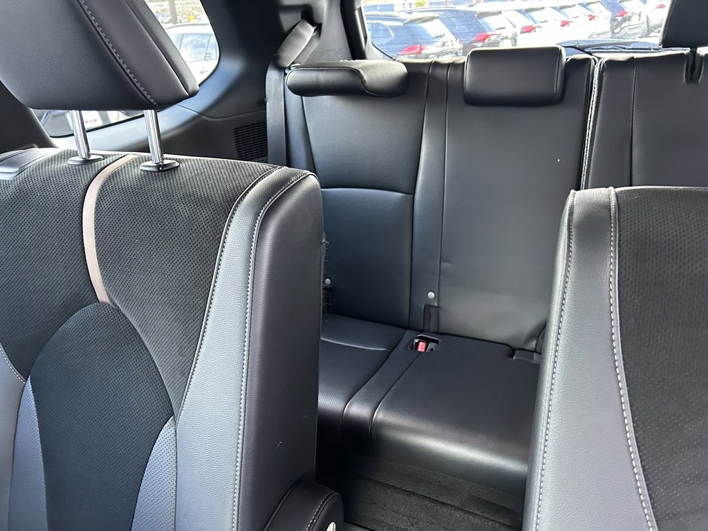 Used 2024 Toyota Grand Highlander AWD Hybrid image 11