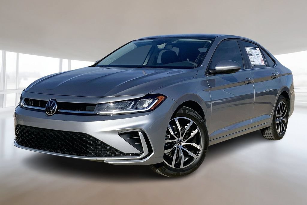 Used 2026 Volkswagen Jetta SE FWD image 1