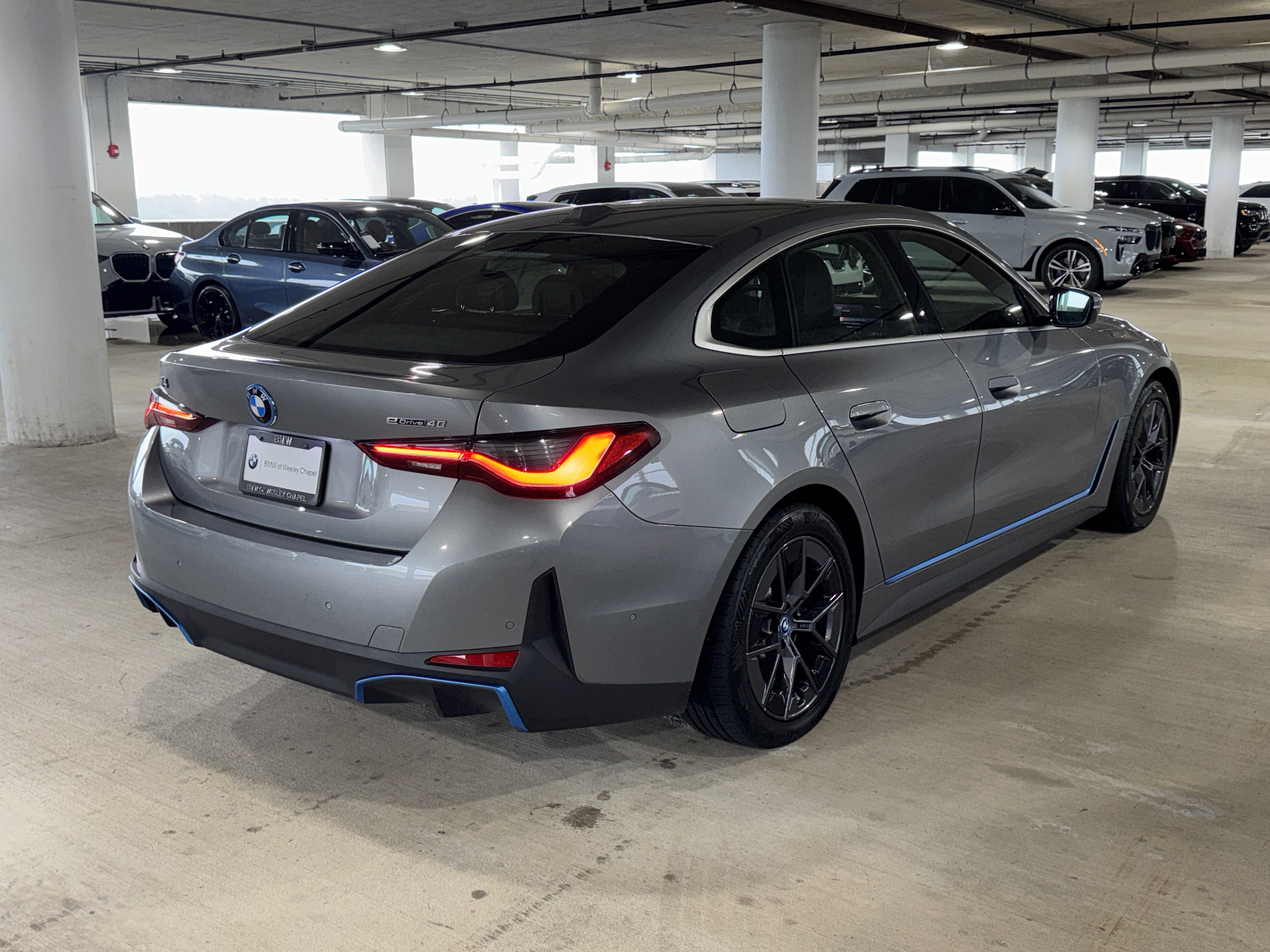 Used 2024 BMW i4 eDrive40 RWD image 8