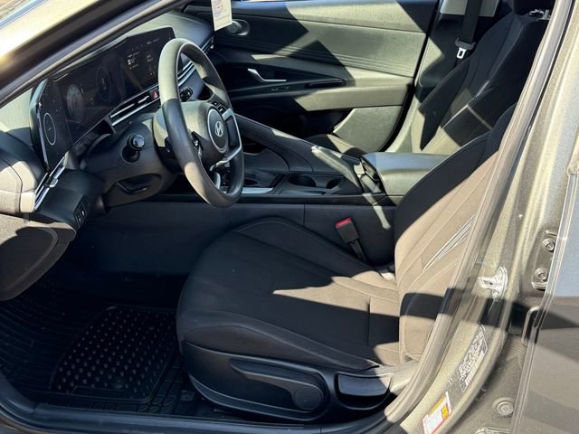 Used 2024 Hyundai Elantra SEL FWD image 22