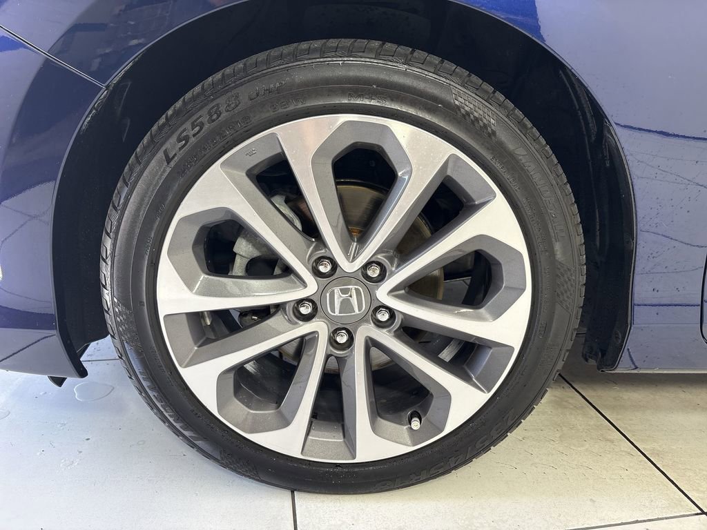 Used 2015 Honda Accord Sport image 18