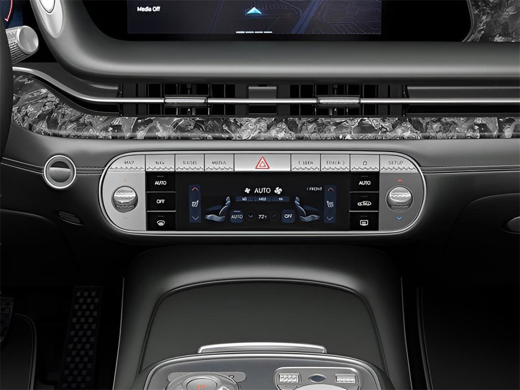 New 2025 Genesis G90 3.5T image 15