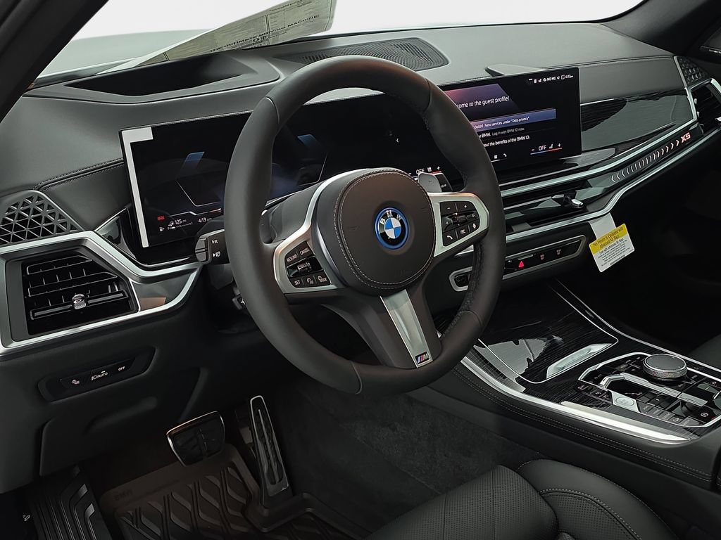 New 2026 BMW X5 xDrive50e w/ M Sport Package AWD/4WD image 16