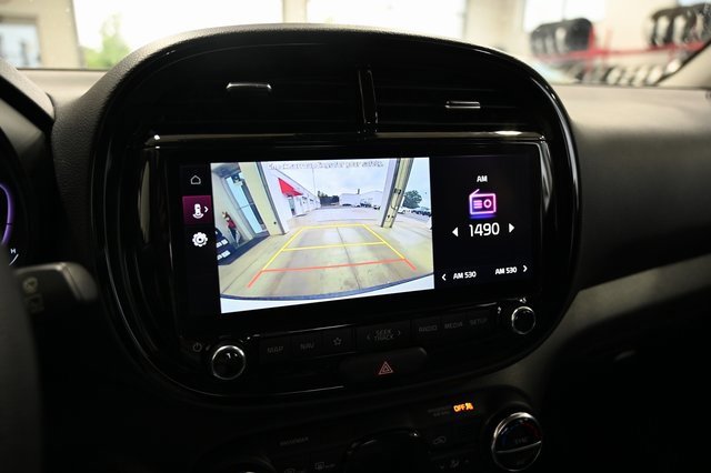 Used 2023 Kia Soul S image 17