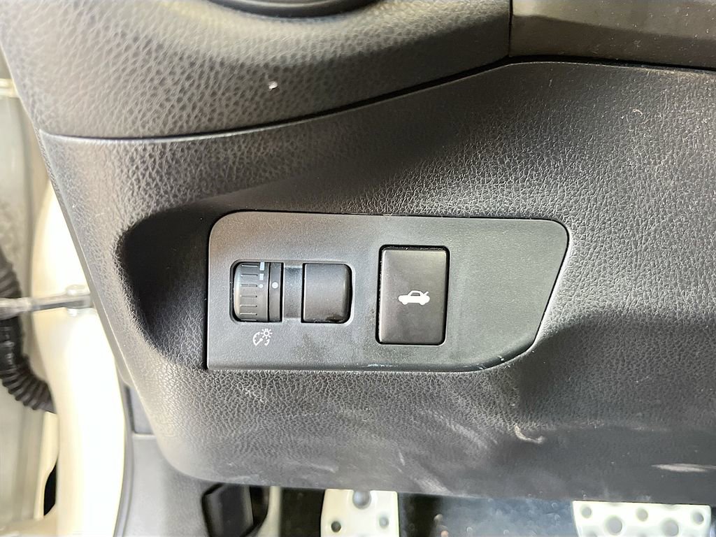 Used 2020 Toyota 86 RWD image 10