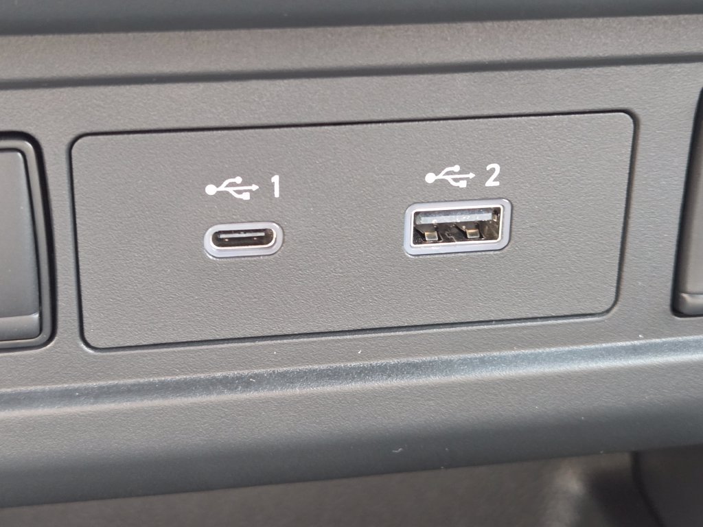 New 2026 Nissan Frontier SV w/ All-Weather Content Package AWD/4WD image 13