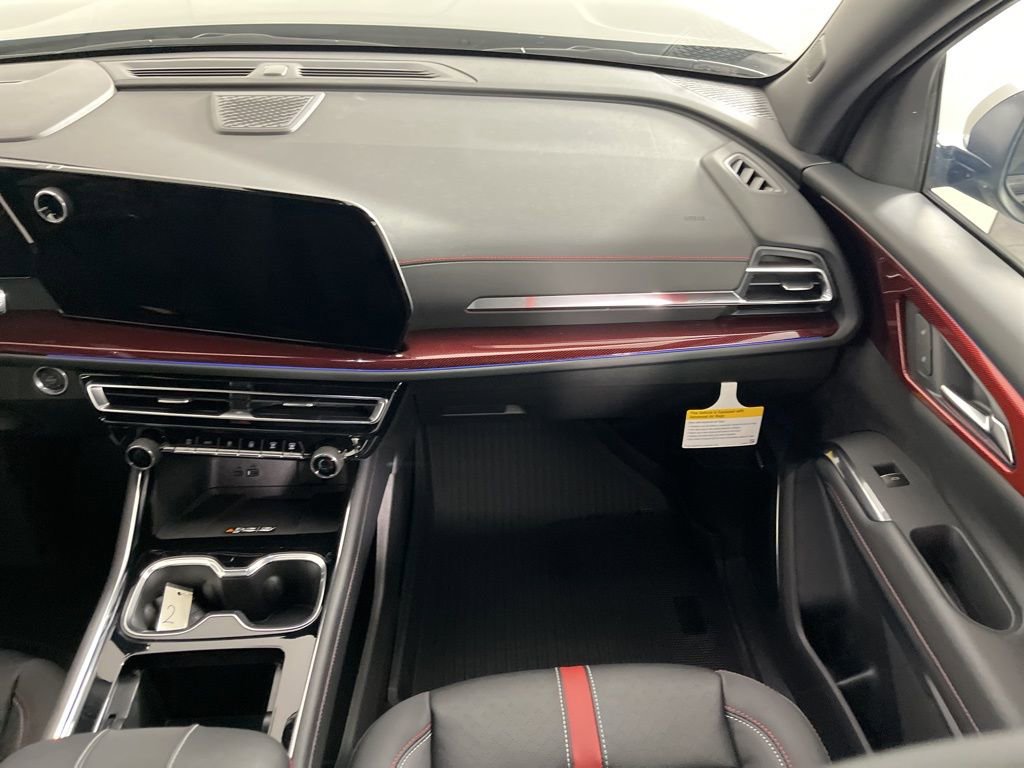 New 2026 Chevrolet Traverse RS image 15