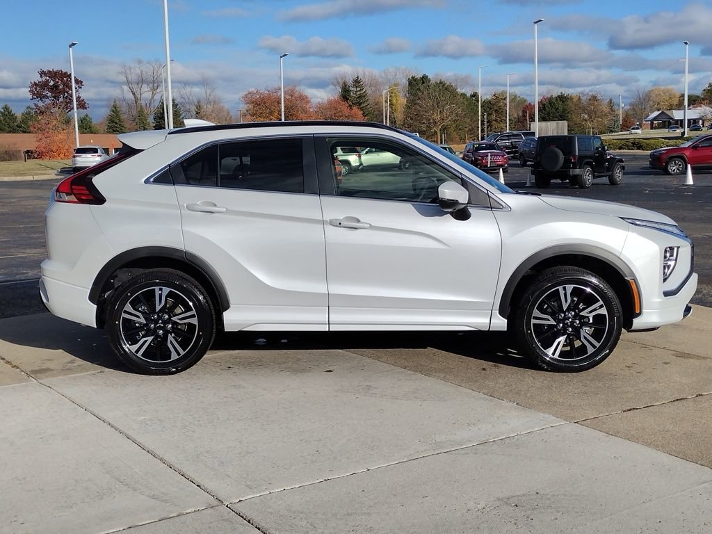 New 2026 Mitsubishi Eclipse Cross SEL AWD/4WD image 14
