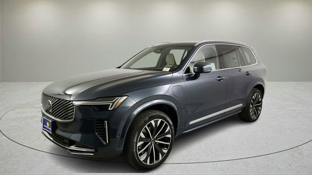 New 2026 Volvo XC90 T8 Plus w/ Protection Package Premier AWD/4WD image 8