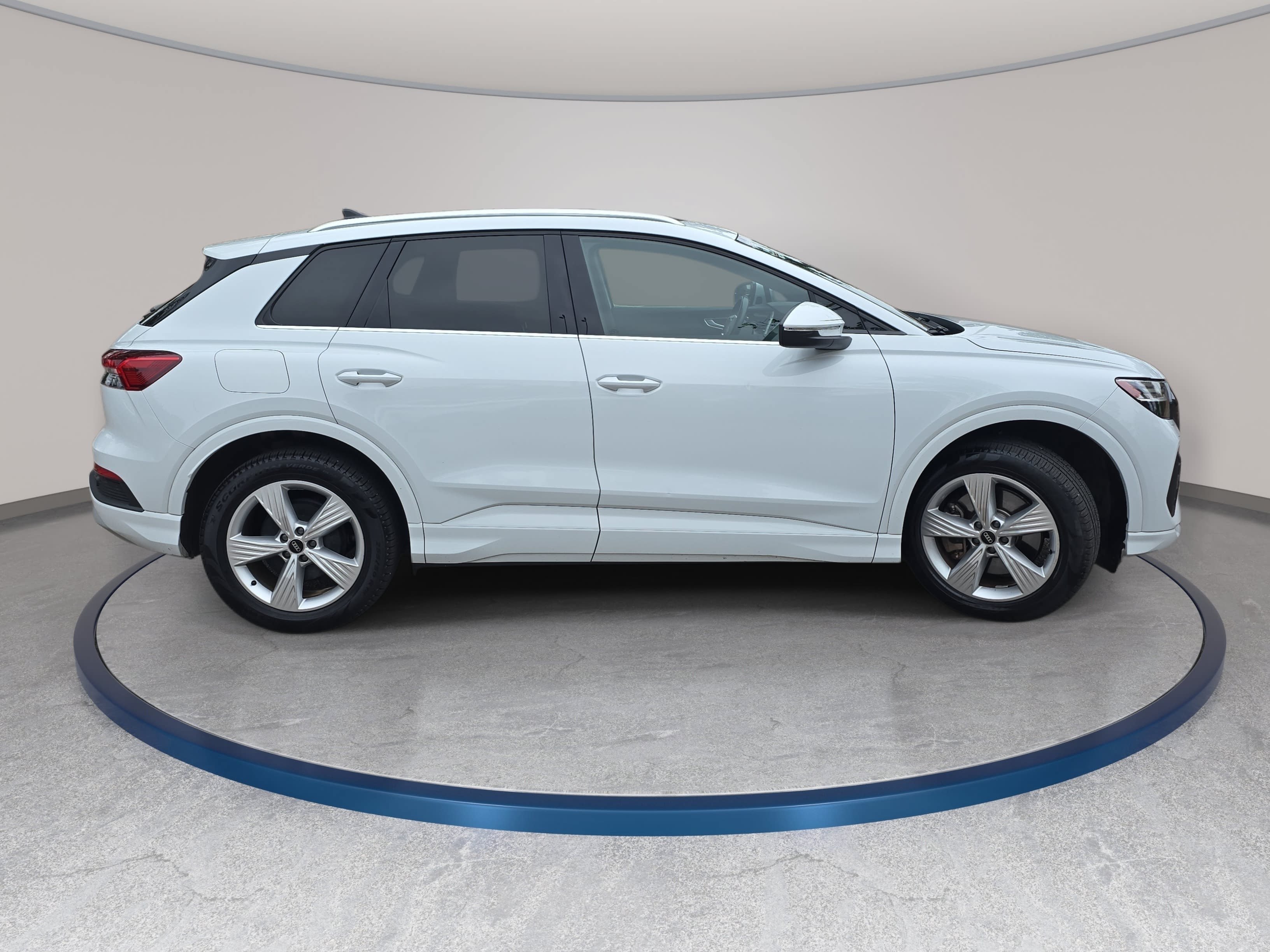 Used 2022 Audi Q4 e-tron Prestige AWD/4WD image 4