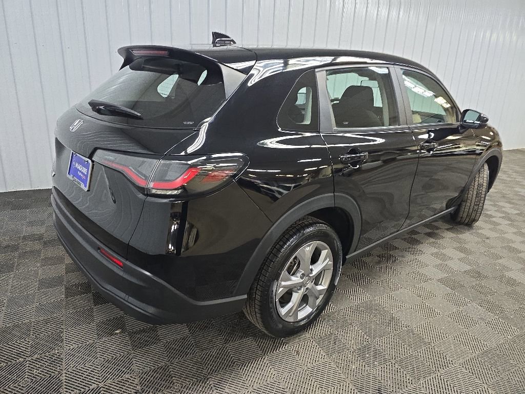 Used 2023 Honda HR-V LX image 10