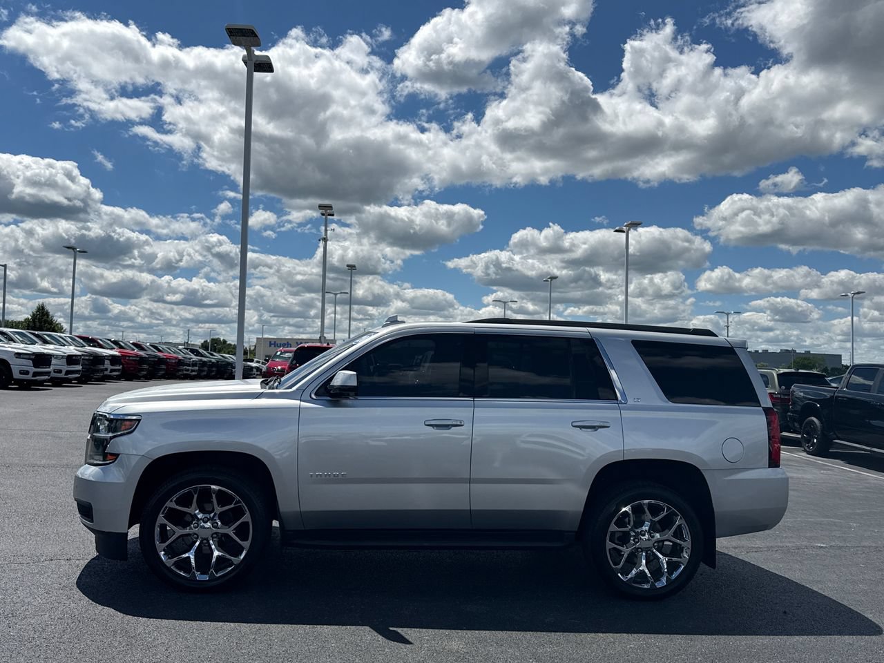Used 2020 Chevrolet Tahoe LT AWD/4WD image 6
