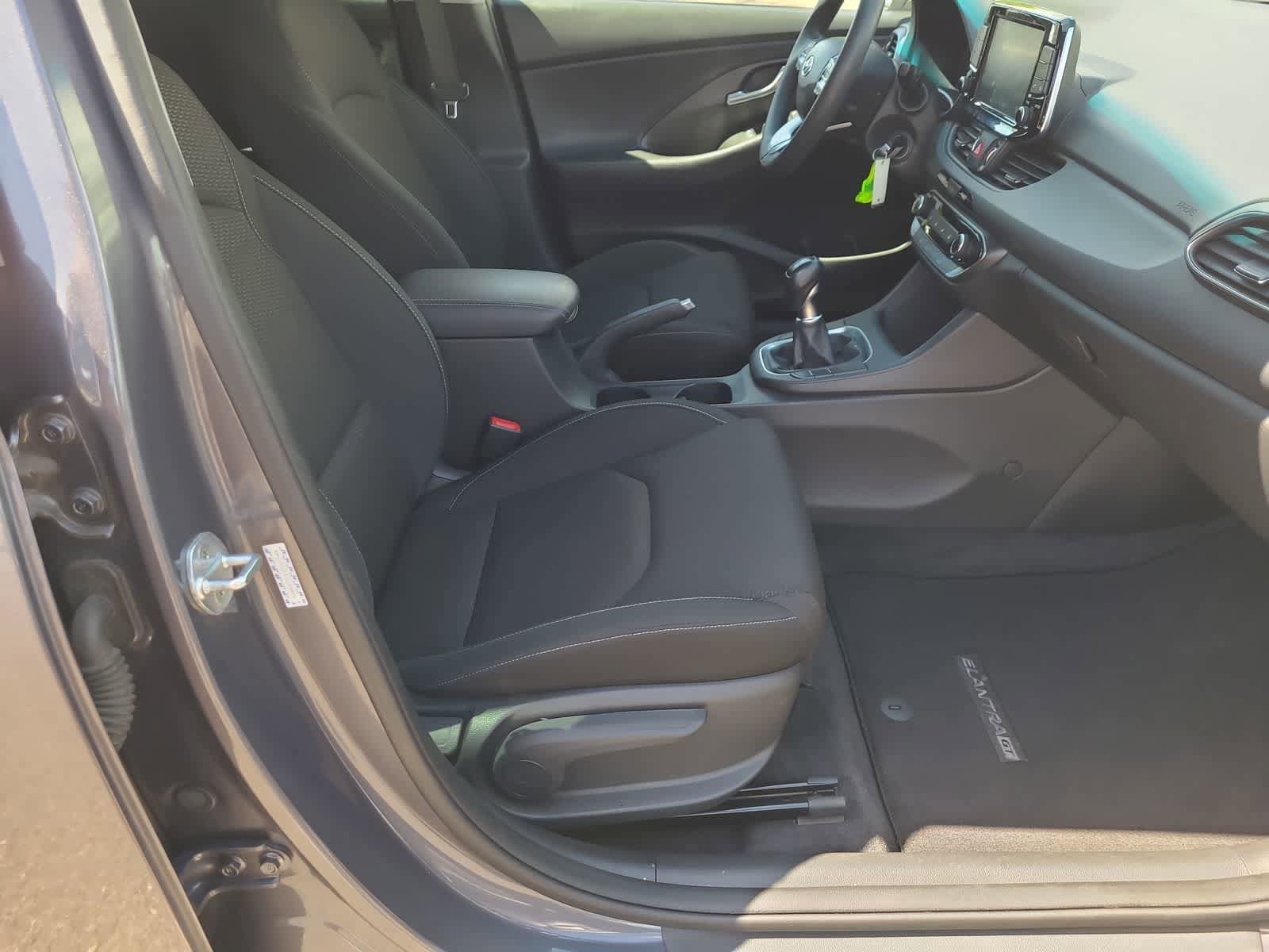 Used 2018 Hyundai Elantra GT FWD image 22