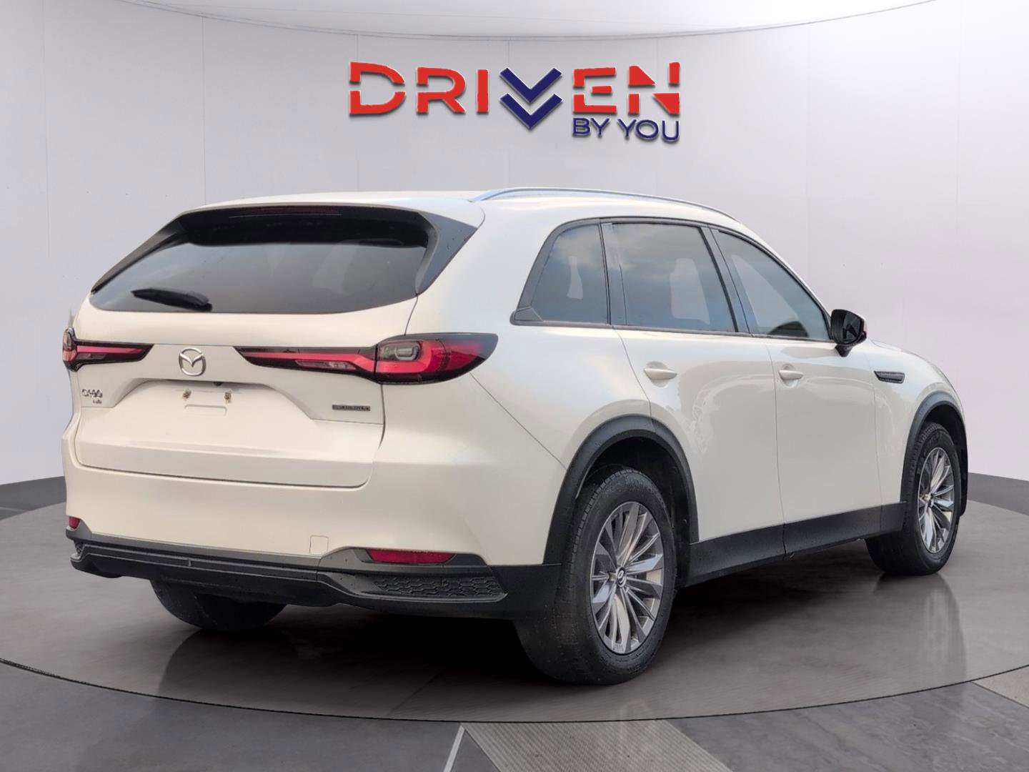 Used 2024 MAZDA CX-90 3.3 Turbo w/ Preferred Plus AWD/4WD image 5